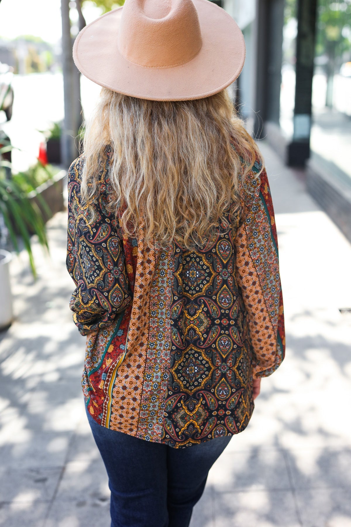 Weekend Ready Black & Rust Paisley Raglan Keyhole Tie Top - Charming Charlie
