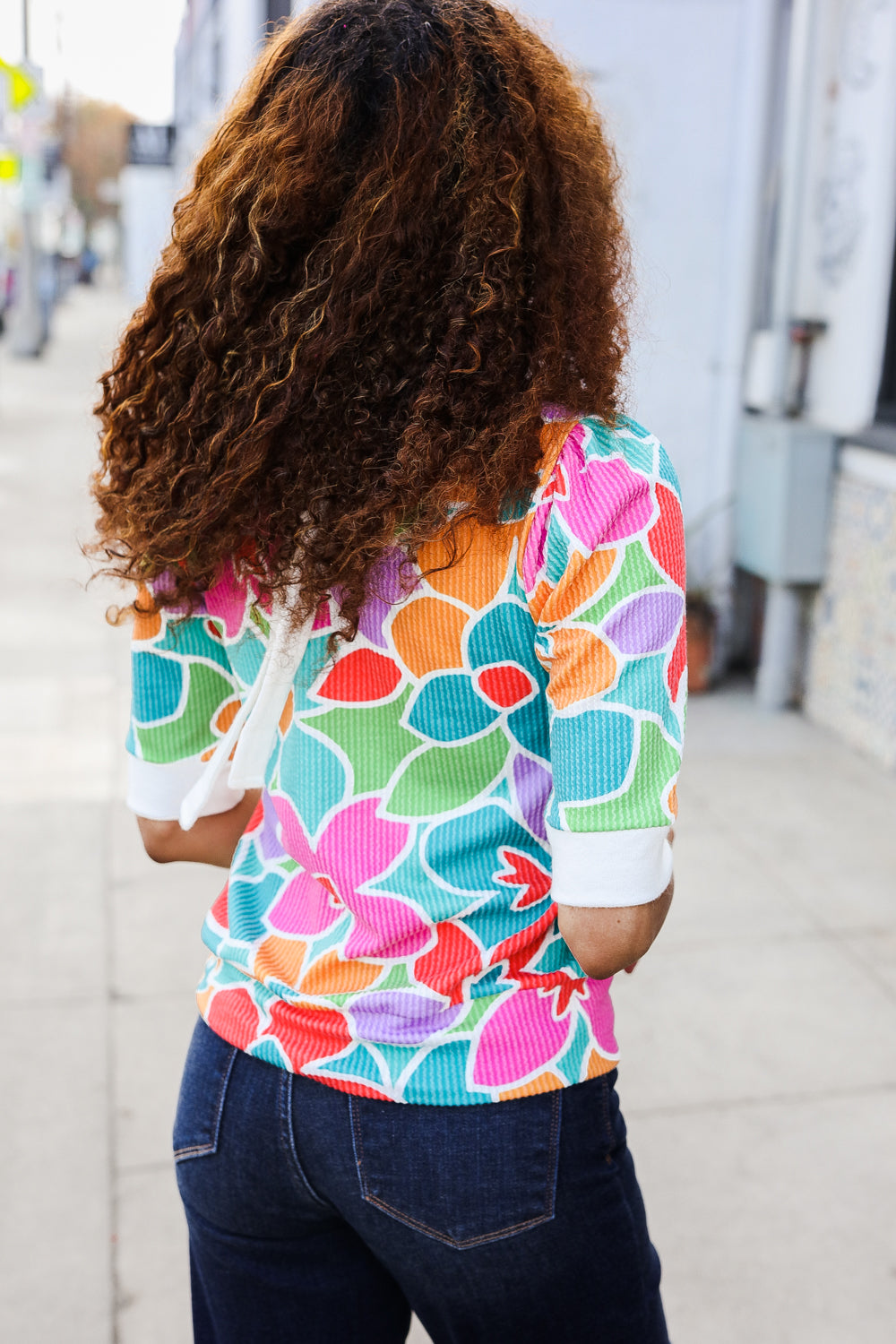 Spring Vibes Multicolor floral Rib Back Bow Tie Detail Top - Charming Charlie