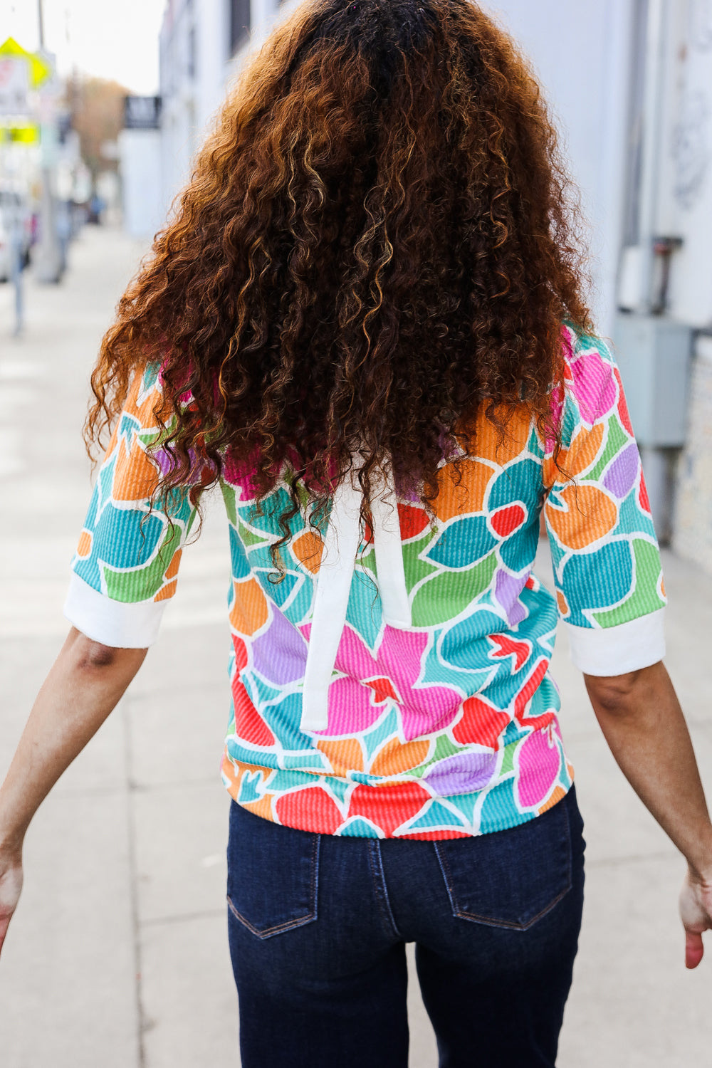 Spring Vibes Multicolor floral Rib Back Bow Tie Detail Top - Charming Charlie