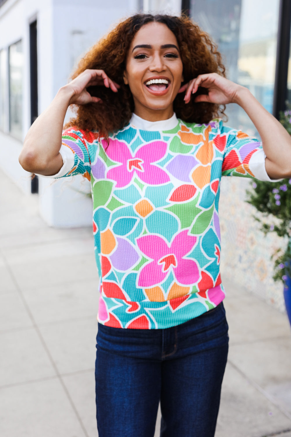 Spring Vibes Multicolor floral Rib Back Bow Tie Detail Top - Charming Charlie