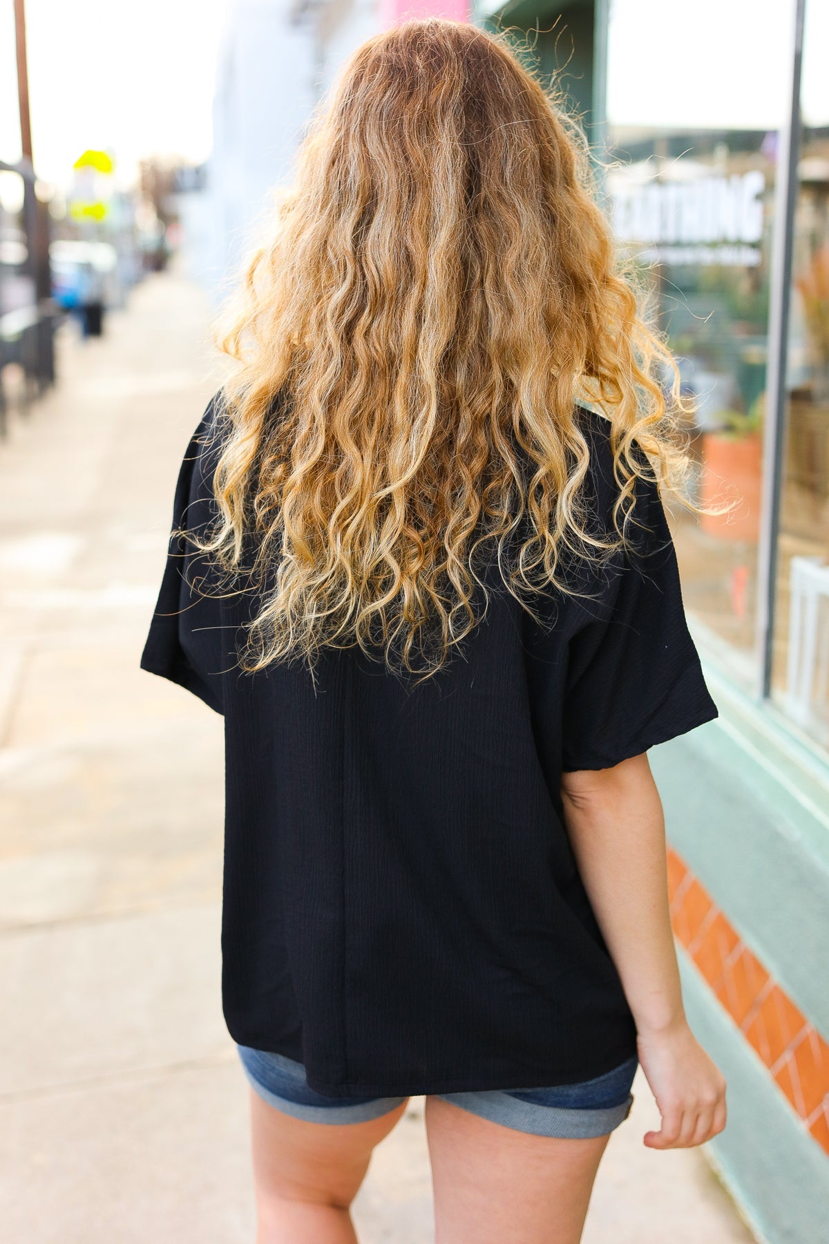Be Bold Black Crinkle Texture Pocketed Dolman Top - Charming Charlie