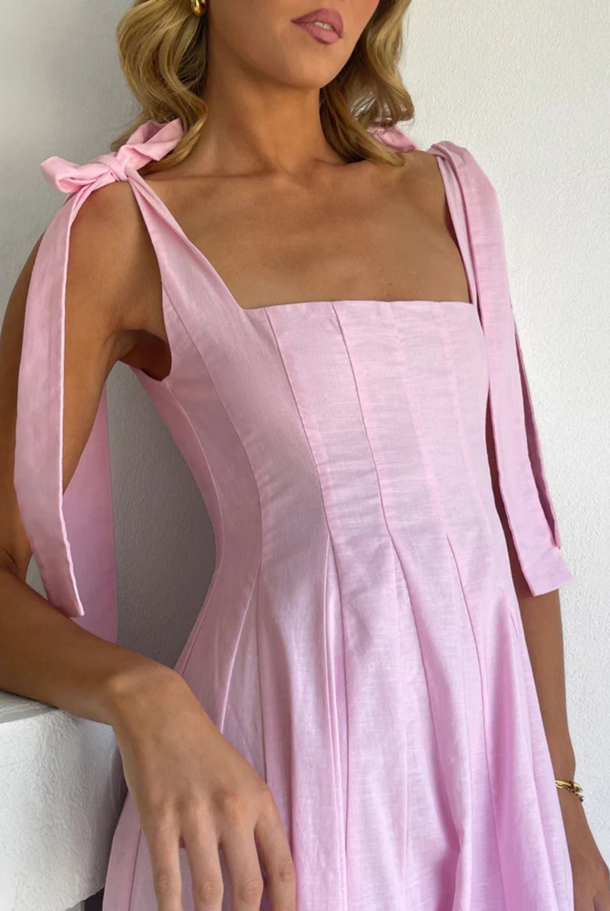 0e44cc35-fc18-45a8-b69f-54287cfbd51d-Max