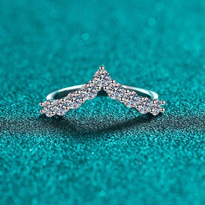 925 Sterling Silver Moissanite V Shape Ring - Charming Charlie