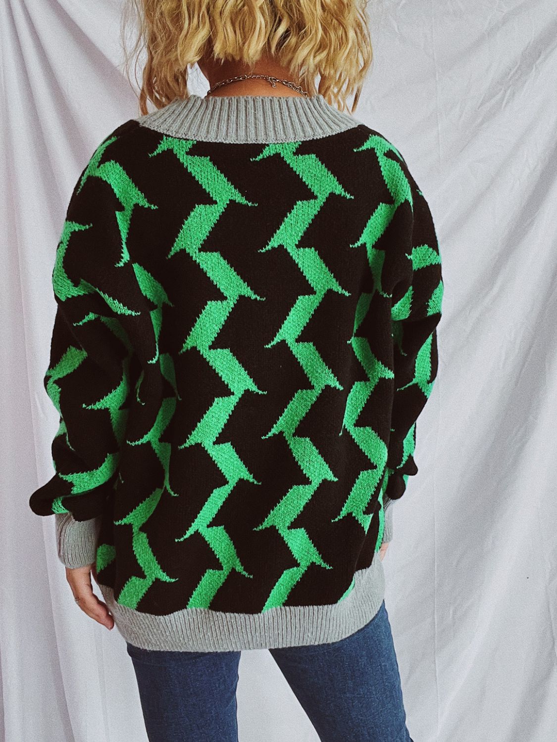 Contrast Trim Geometric V-Neck Long Sleeve Cardigan - Charming Charlie