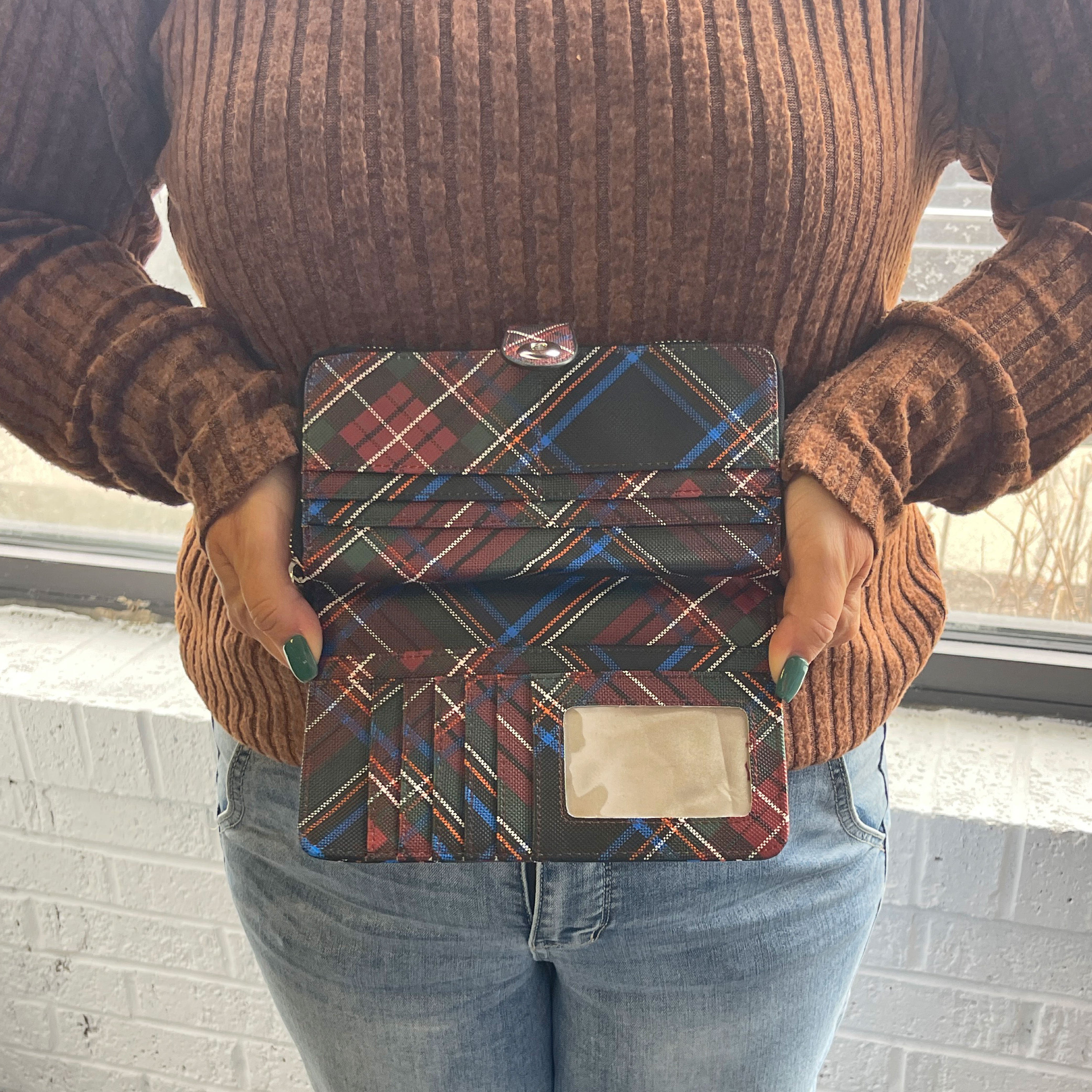 Eleanor Checkbook Wallet (Multiple Colors) - Charming Charlie