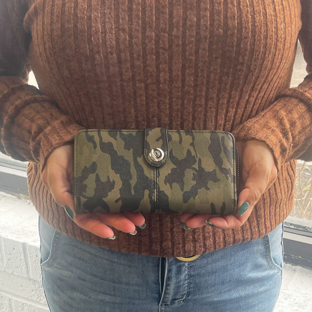 Eleanor Checkbook Wallet (Multiple Colors) - Charming Charlie