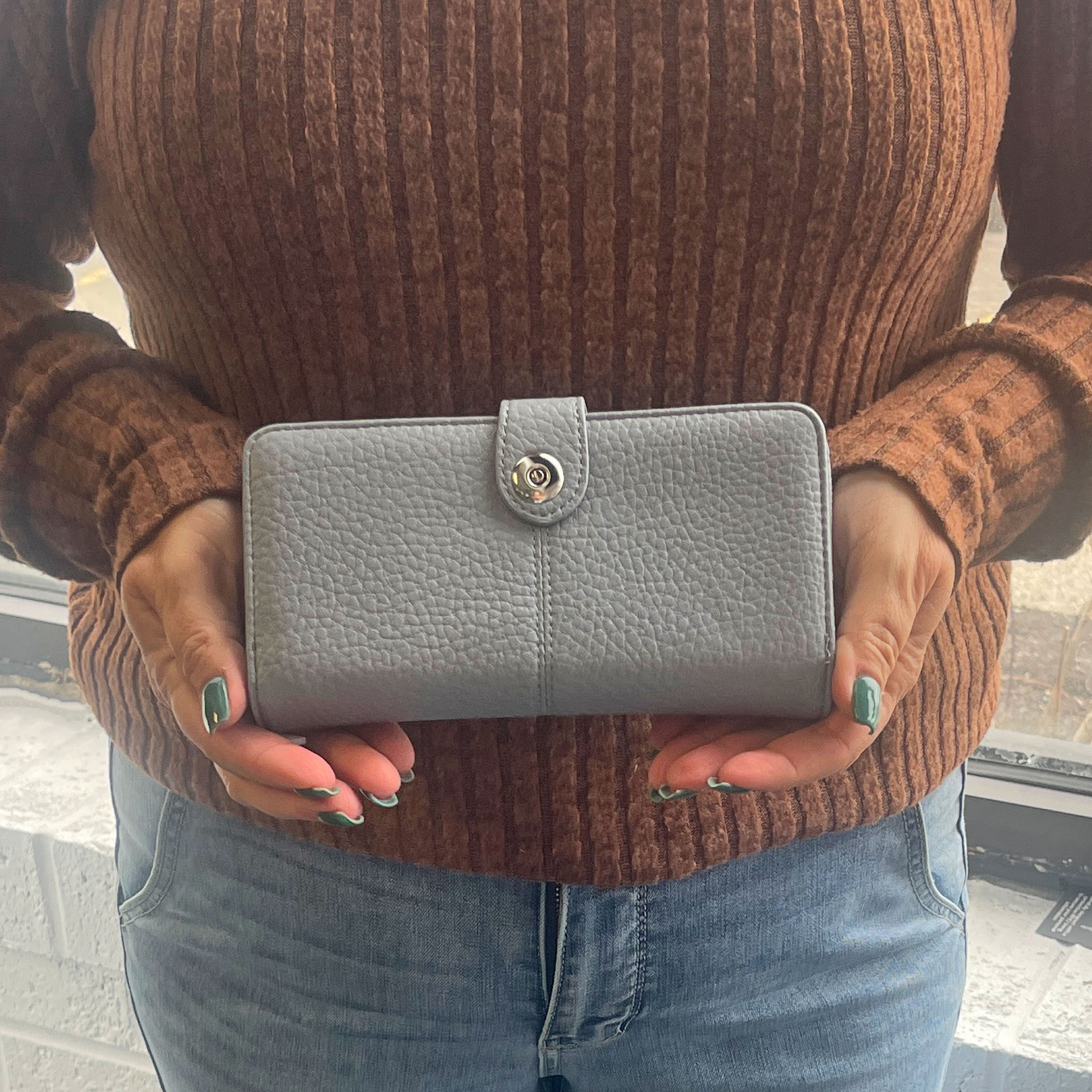 Eleanor Checkbook Wallet (Multiple Colors) - Charming Charlie