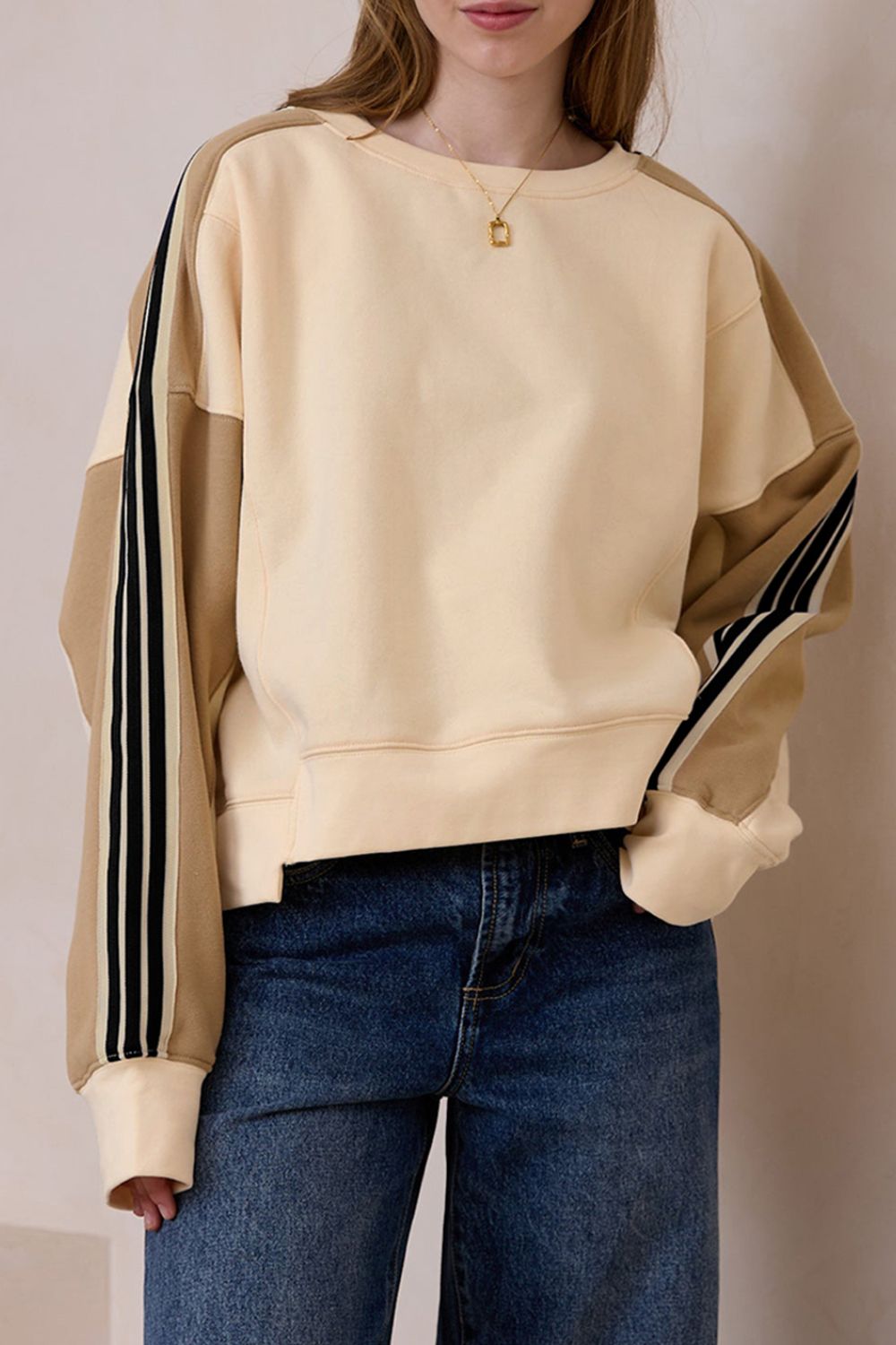 Contrast Round Neck Long Sleeve Sweatshirt - Charming Charlie