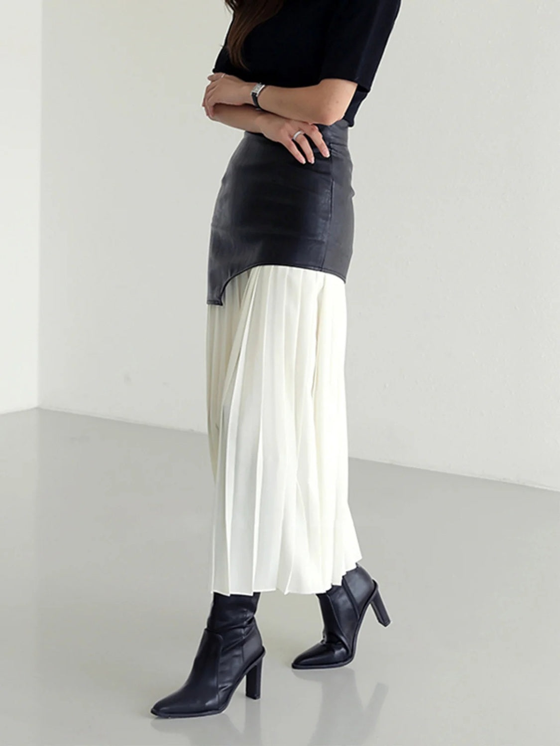 Pleated Contrast High Rise Skirt - Charming Charlie