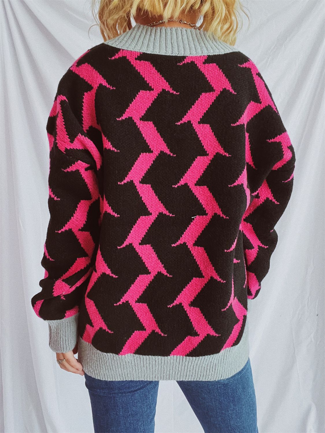 Contrast Trim Geometric V-Neck Long Sleeve Cardigan - Charming Charlie