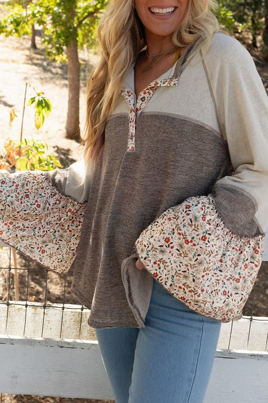 Women Patchwork Flared Sleeve Buttons Sweatshirts - Charming Charlie