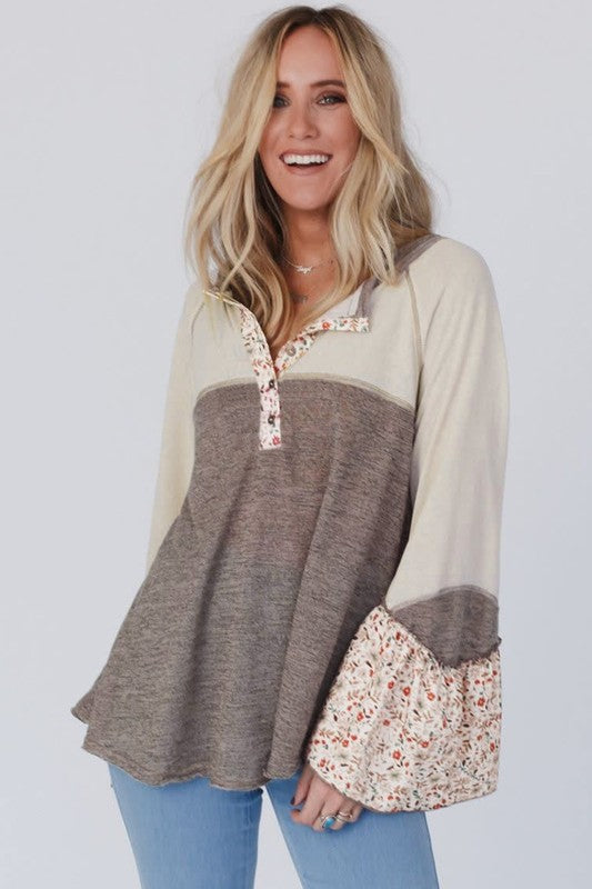 Women Patchwork Flared Sleeve Buttons Sweatshirts - Charming Charlie