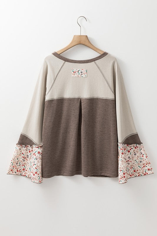 Women Patchwork Flared Sleeve Buttons Sweatshirts - Charming Charlie