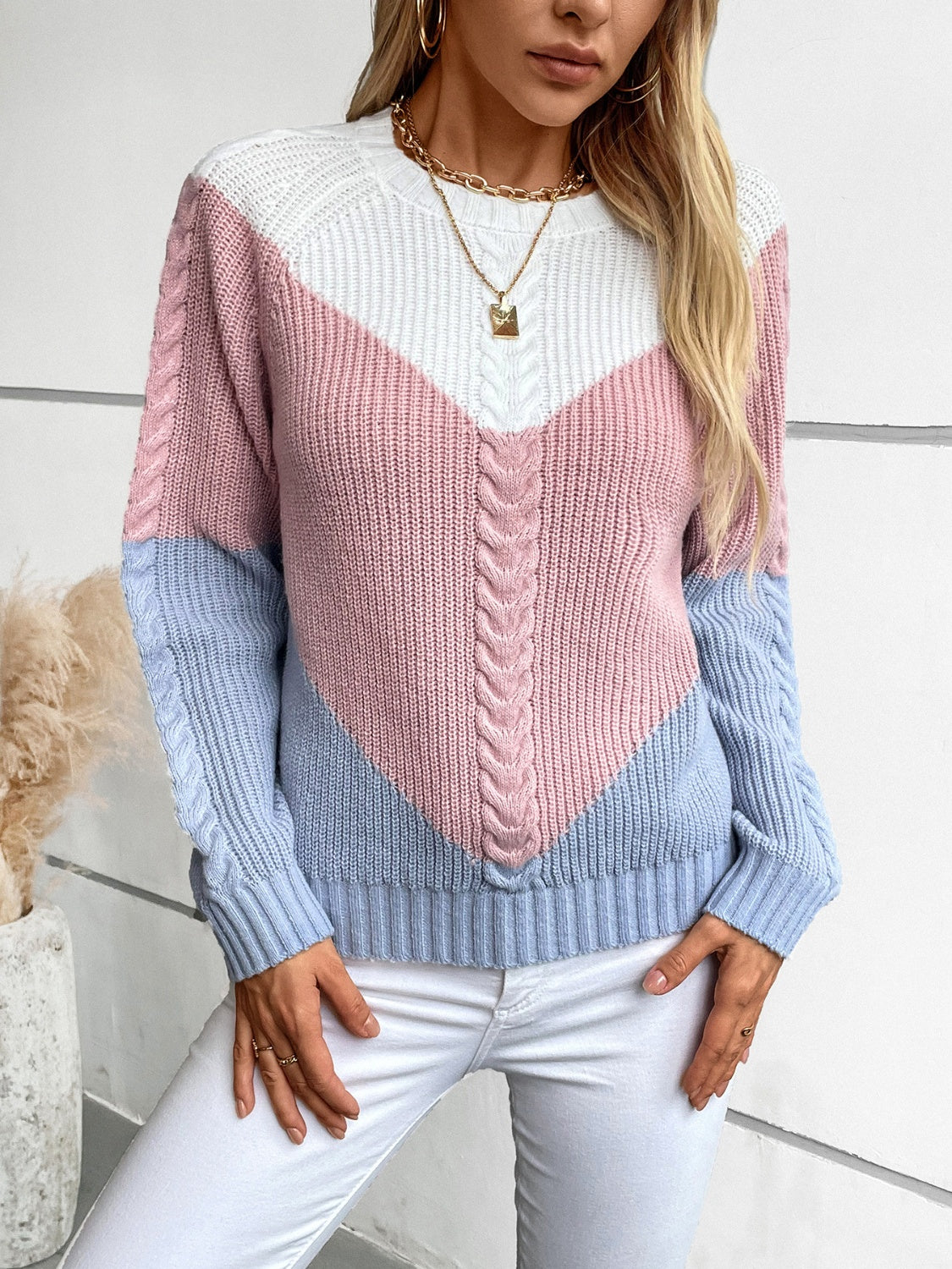 Color Block Round Neck Long Sleeve Sweater - Charming Charlie