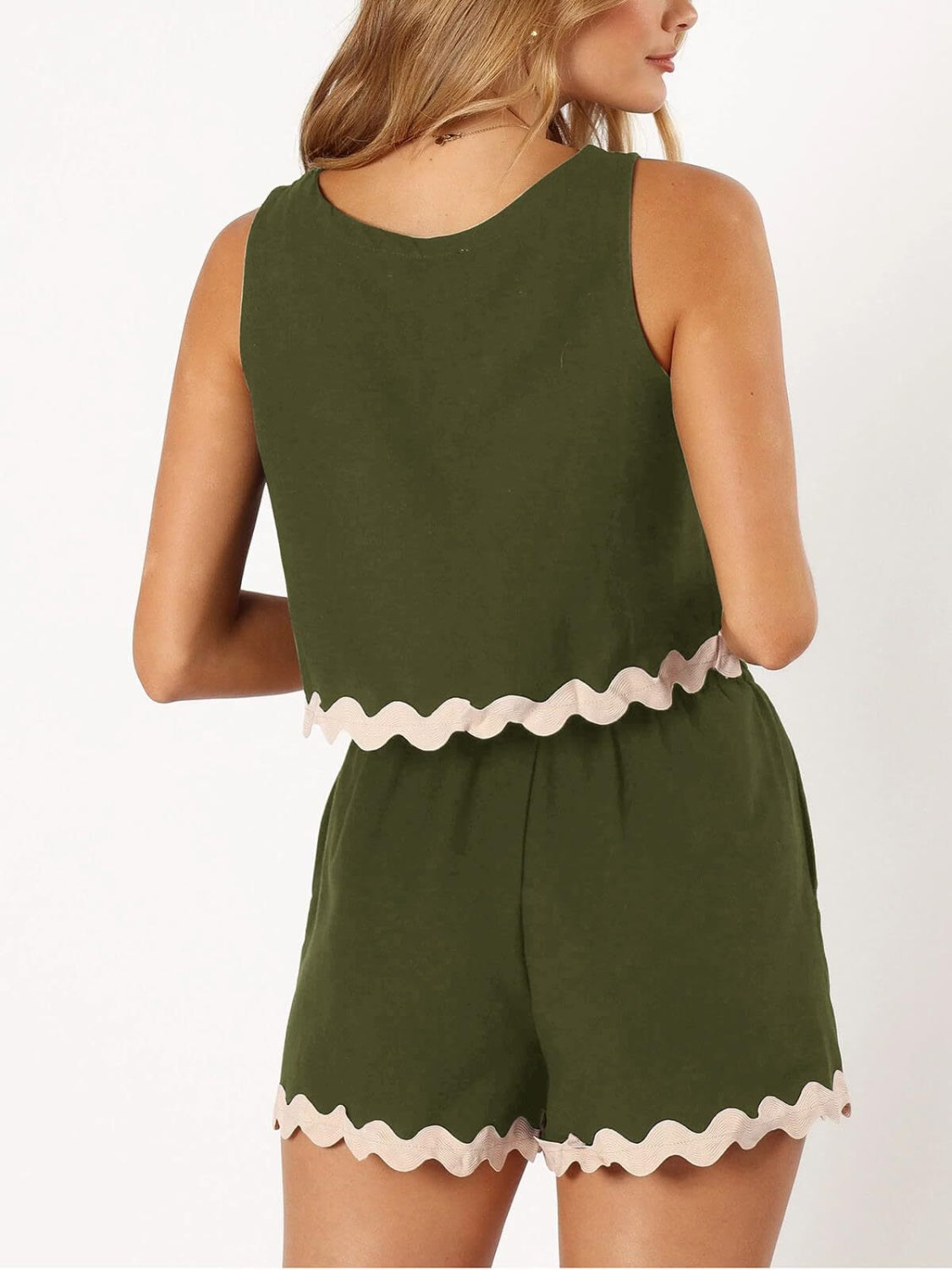 Contrast Trim Round Neck Top and Shorts Set - Charming Charlie