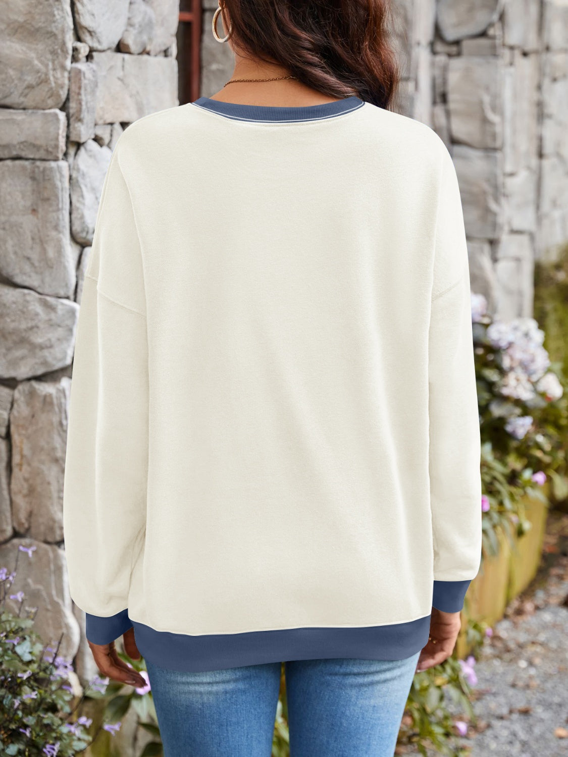 Contrast Round Neck Long Sleeve Sweatshirt - Charming Charlie