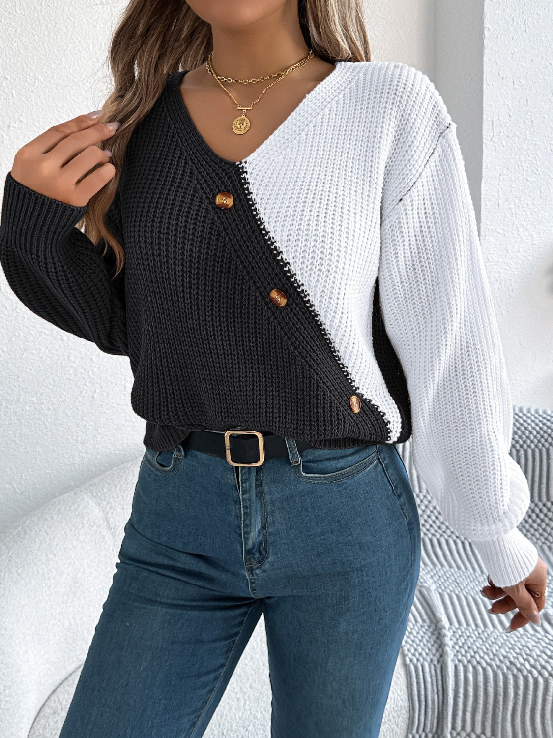 Two-Tone V-Neck Long Sleeve Sweater - Charming Charlie