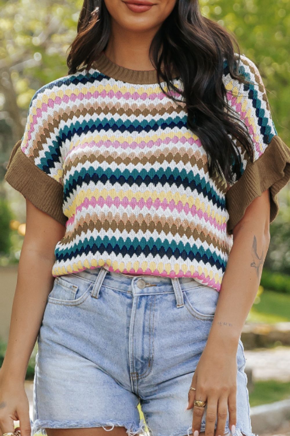Contrast Round Neck Short Sleeve Sweater - Charming Charlie