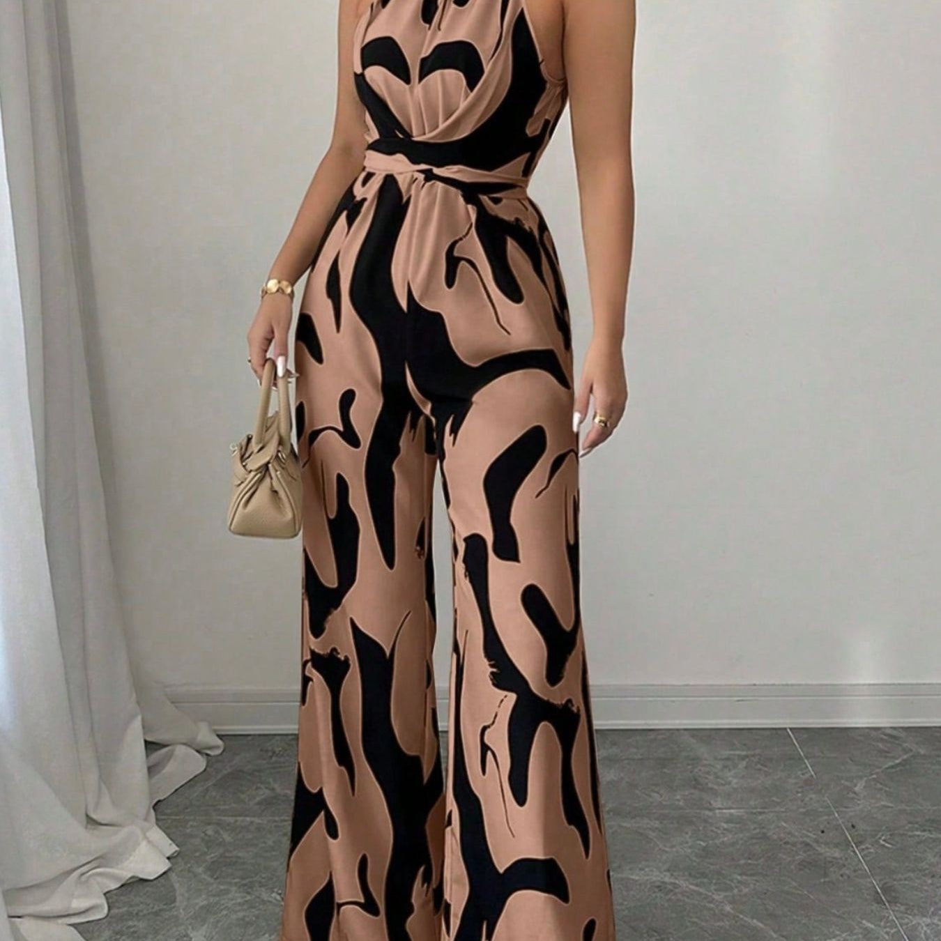 3589dda3-f49d-4e4b-9e2b-339c0342f29f-Max