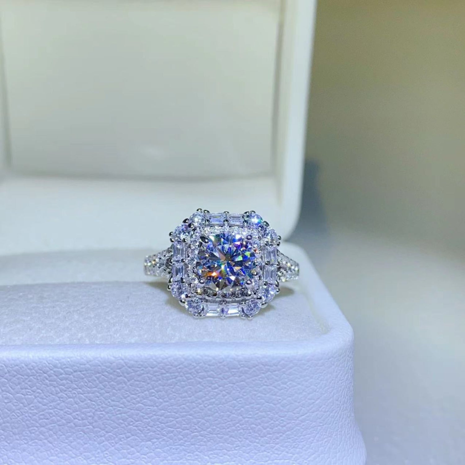 1 Carat Moissanite 925 Sterling Silver Ring - Charming Charlie