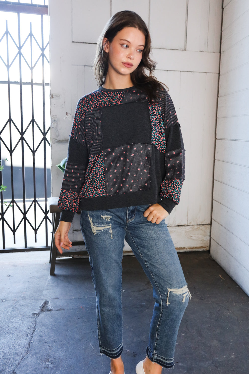 Lazy Daisies Charcoal Pullover - Charming Charlie