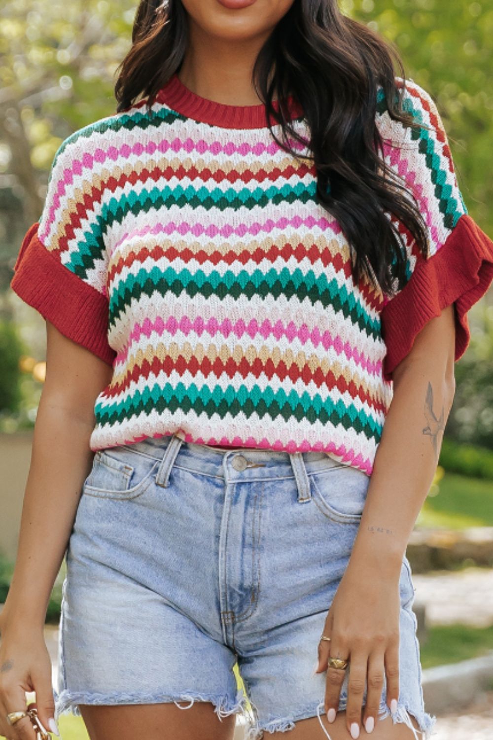 Contrast Round Neck Short Sleeve Sweater - Charming Charlie