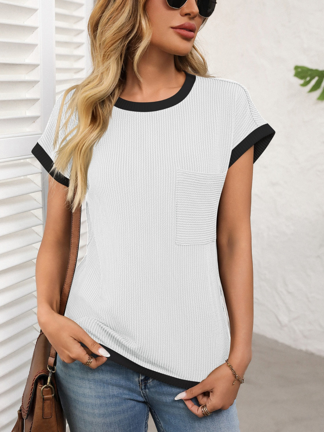 Contrast Trim Round Neck Short Sleeve T-Shirt - Charming Charlie