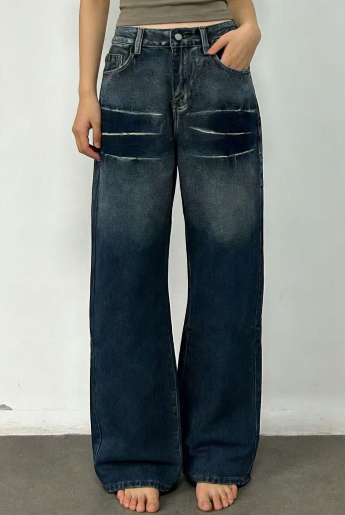 4313de2f-072f-4fa1-ba6a-7497fa6e0c66-Max