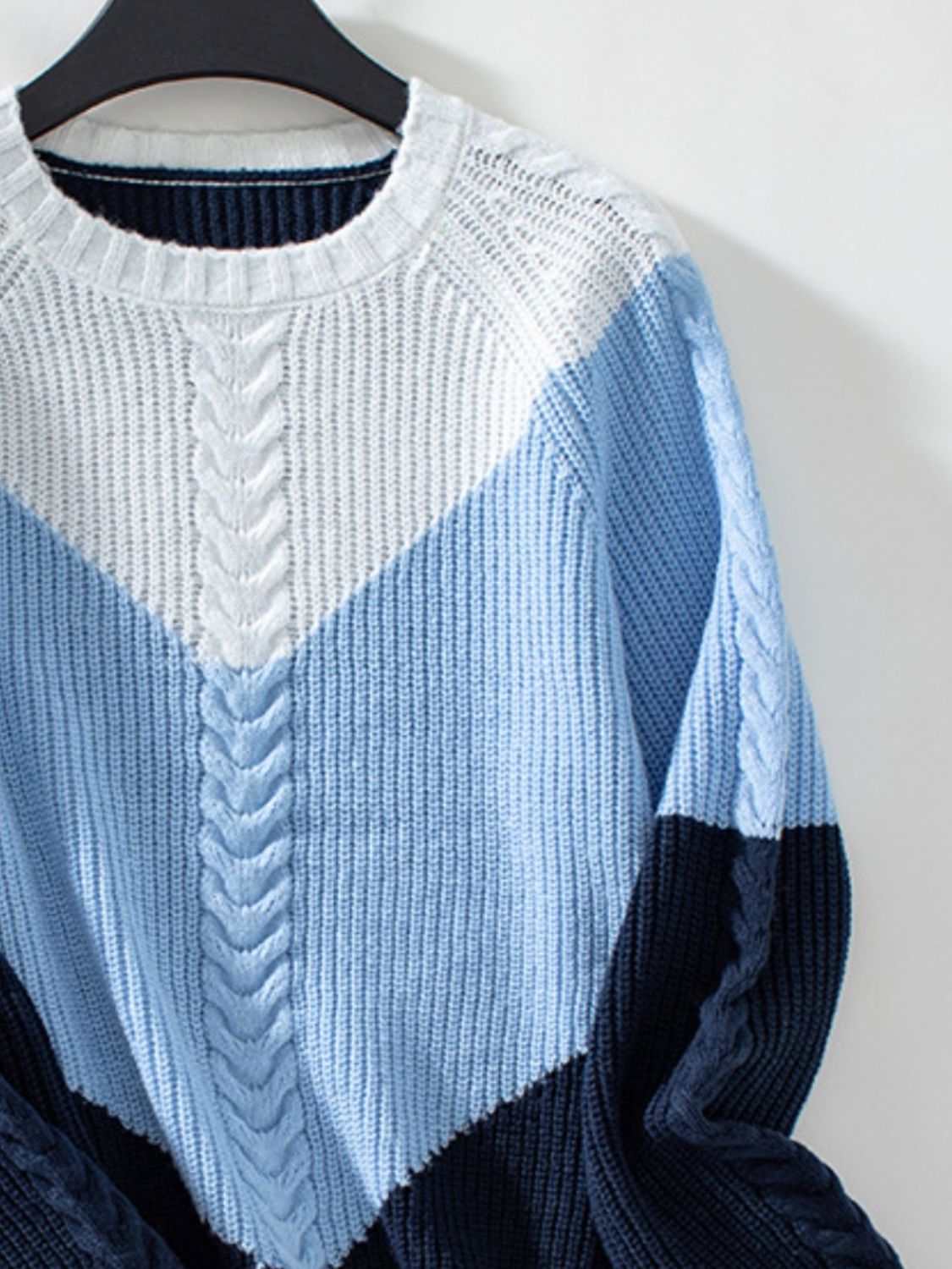 Color Block Round Neck Long Sleeve Sweater - Charming Charlie