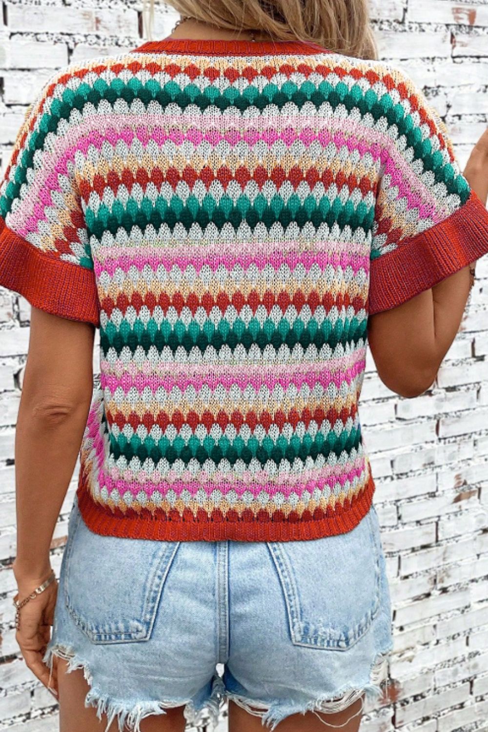 Contrast Round Neck Short Sleeve Sweater - Charming Charlie