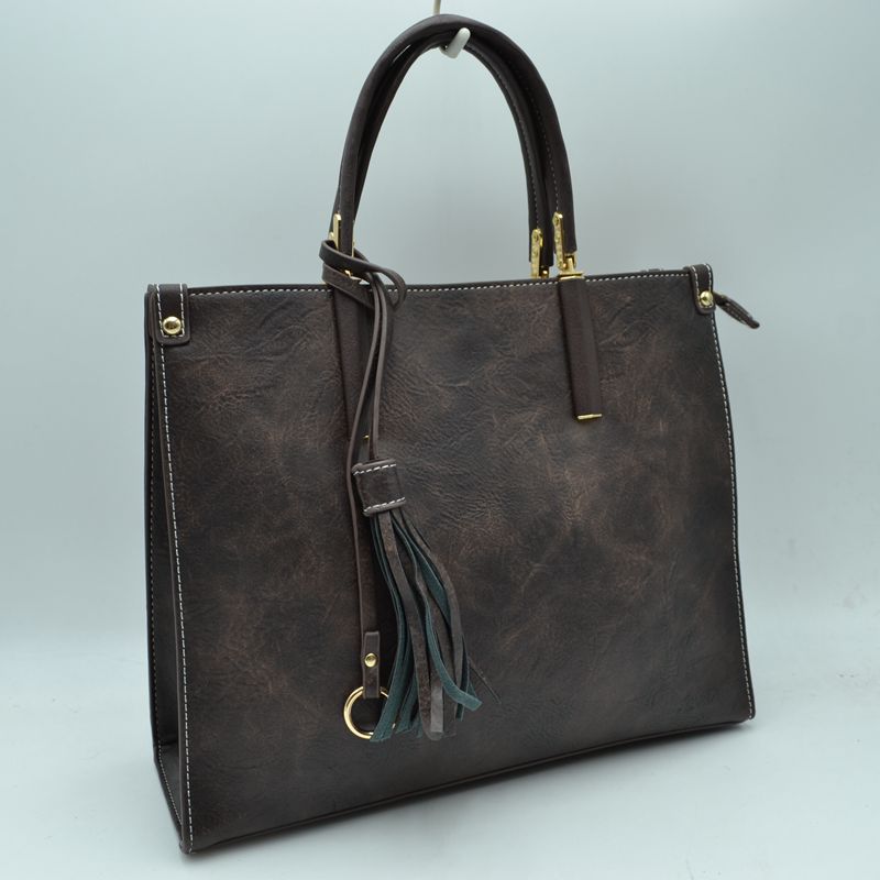 Large Shoulder Vegan Leather Tassel Handbag For Women - Tote Bag