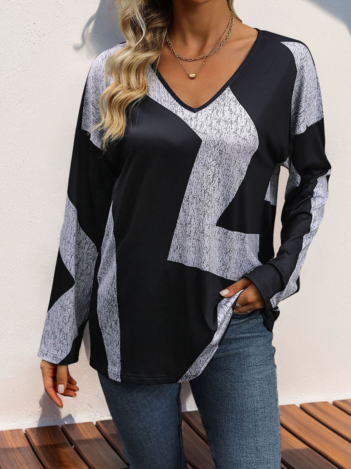 Color Block V-Neck Long Sleeve T-Shirt - Charming Charlie