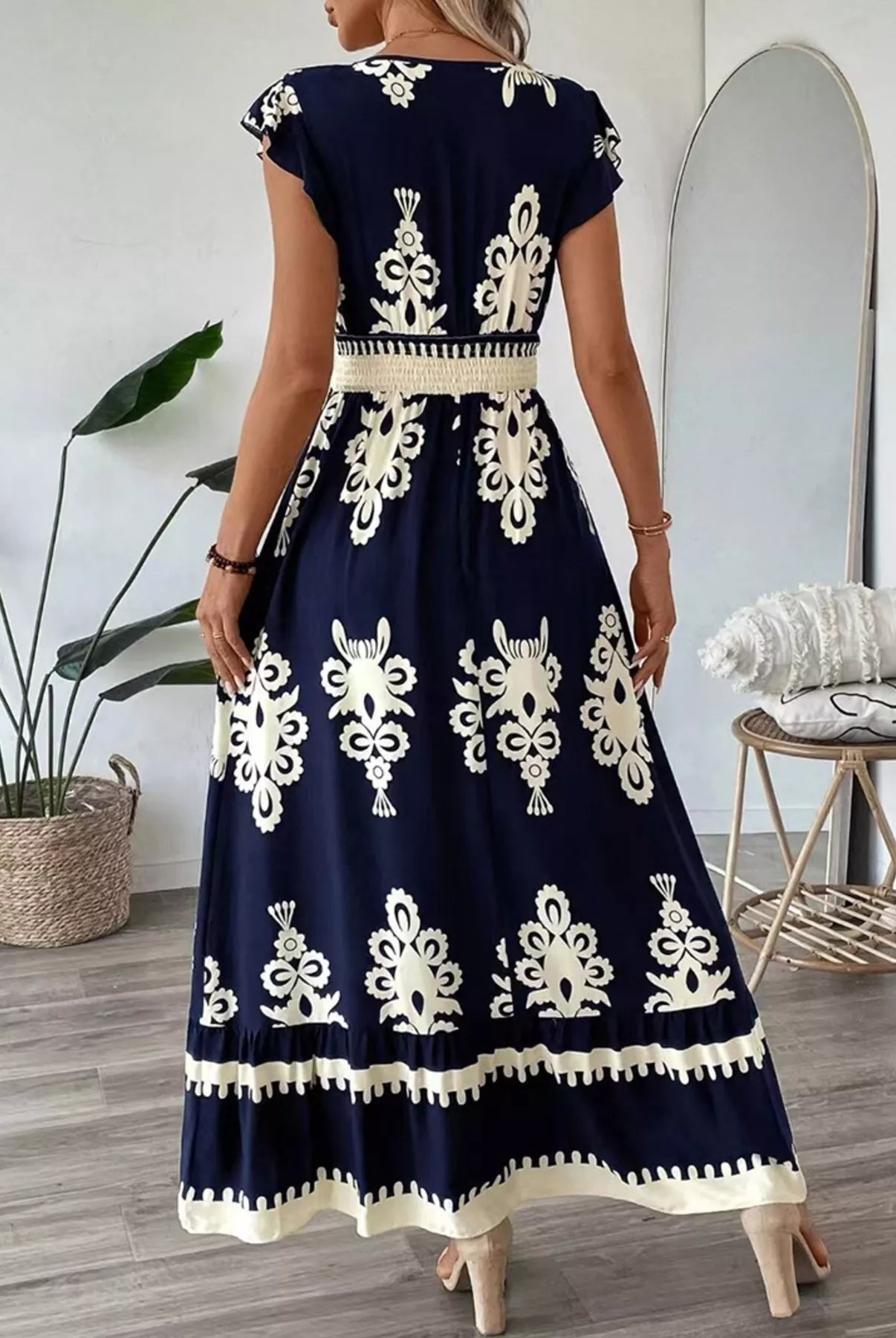 5fd89e16dbf24f2cb5394579a396ea16-Max-Origin