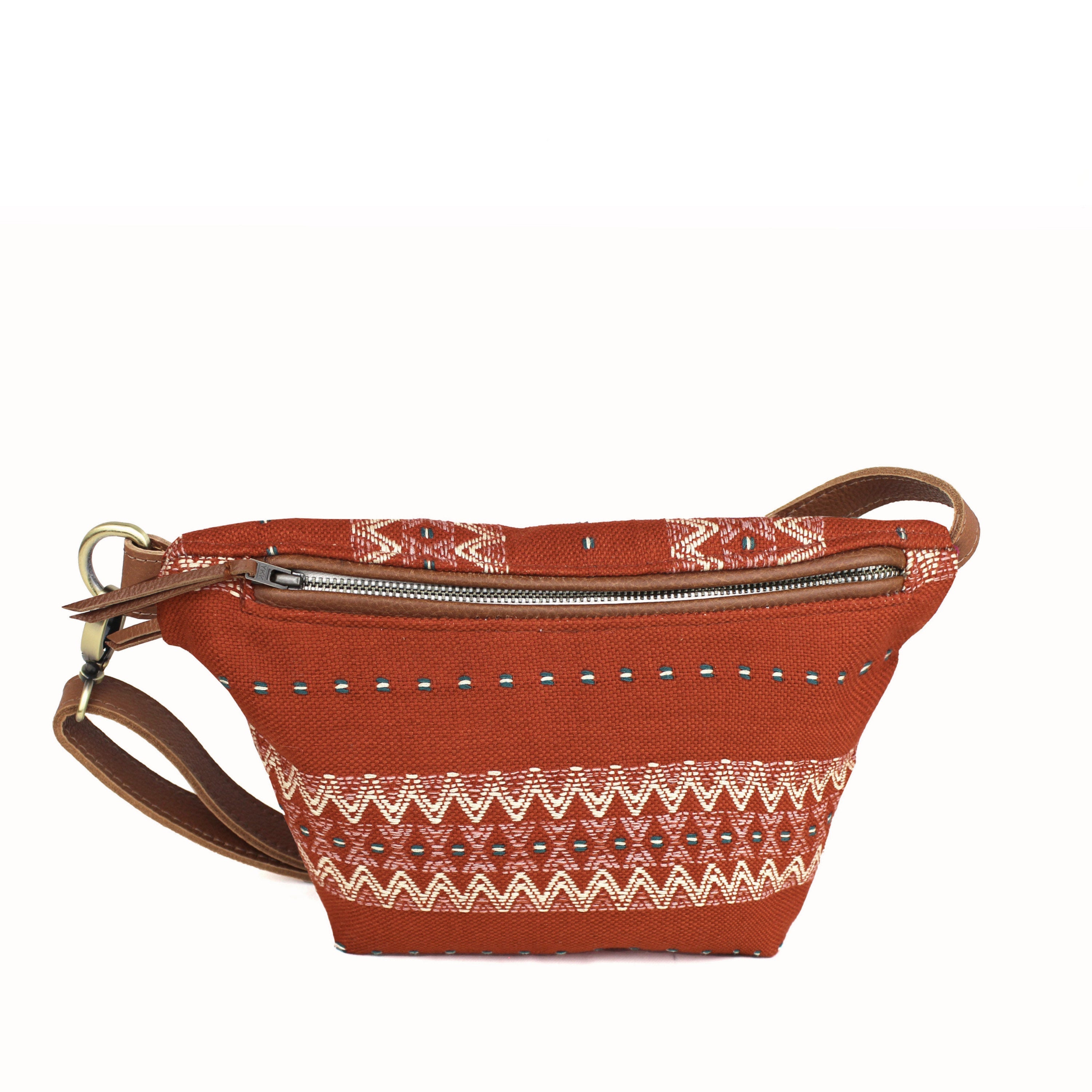 Cruza Sling - Charming Charlie
