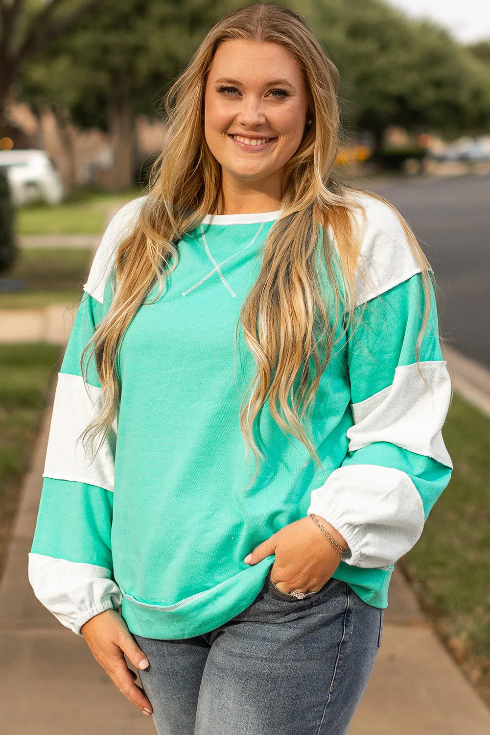 Plus Size Exposed Seam Color Block Long Sleeve Sweatshirt - Charming Charlie