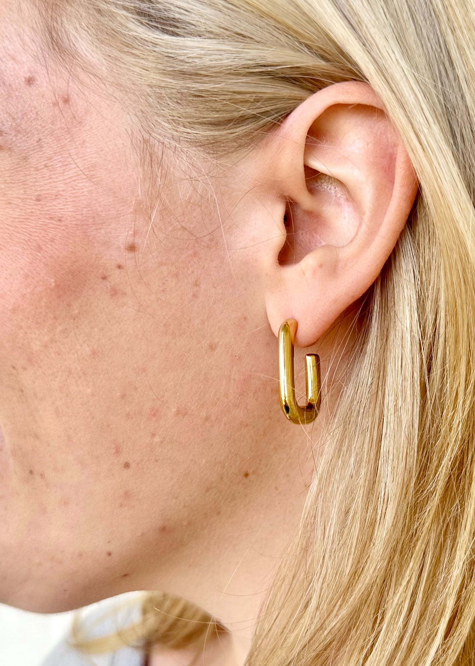 Danielle - Gold - Charming Charlie