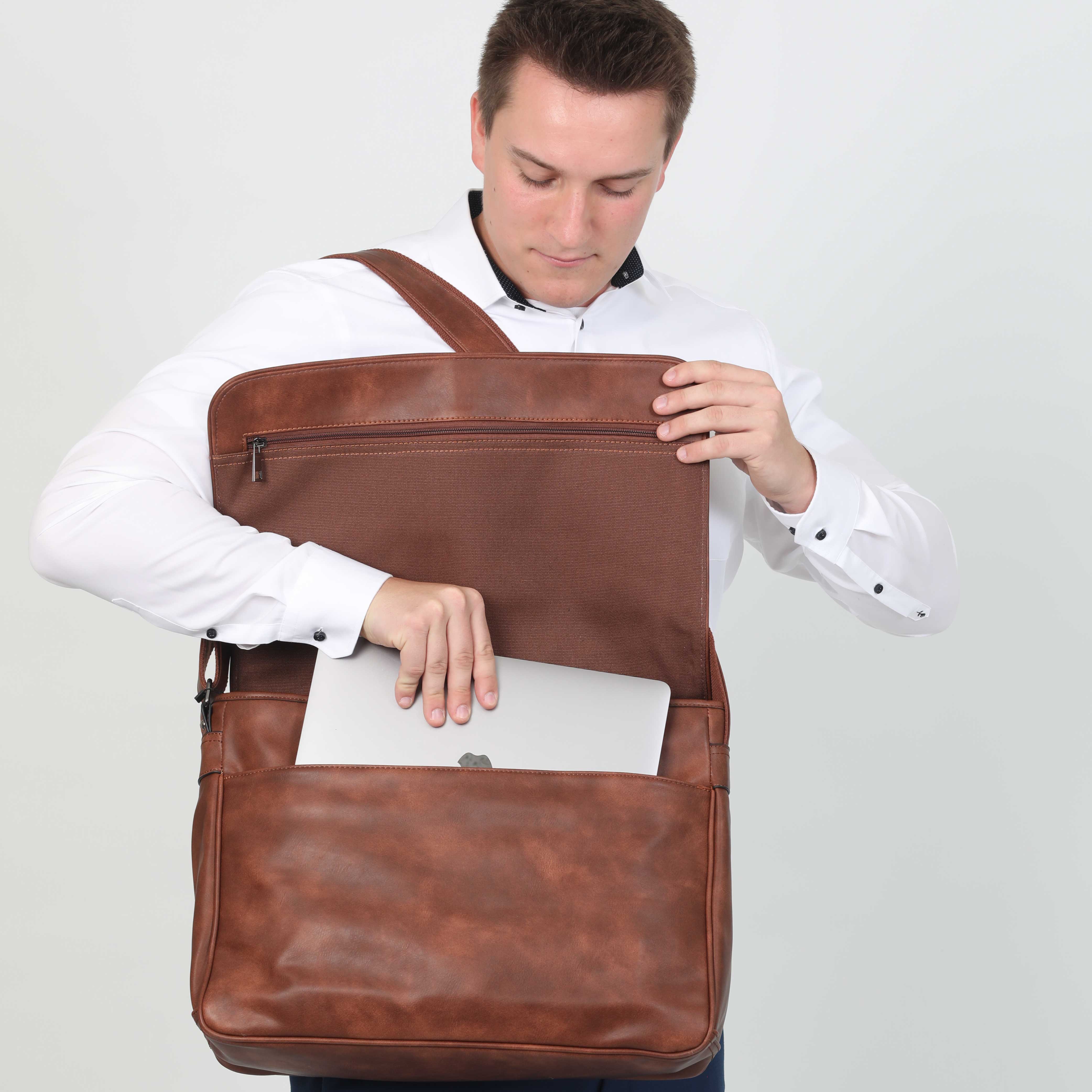 Messenger Bag (2 Colors) - Charming Charlie
