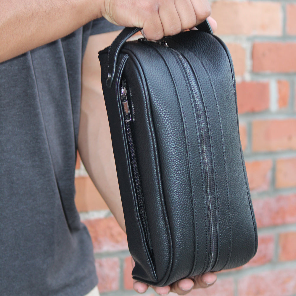 Toiletry Bag (2 Colors) - Charming Charlie