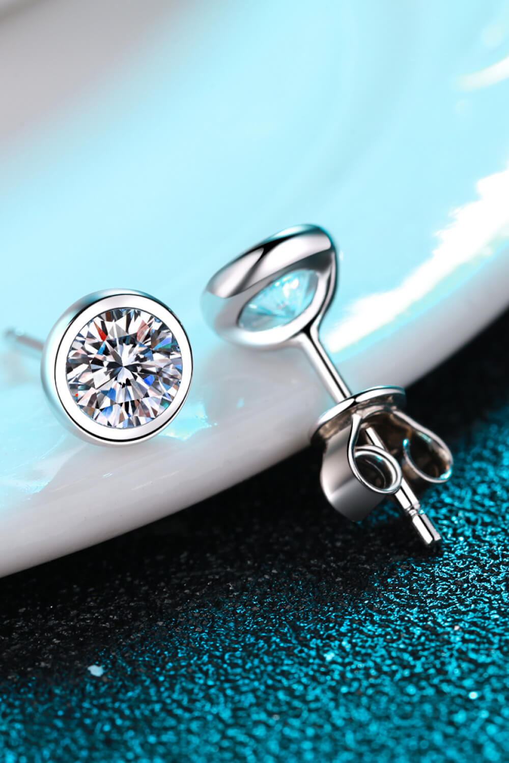 Moissanite Round-Shaped Stud Earrings - Charming Charlie
