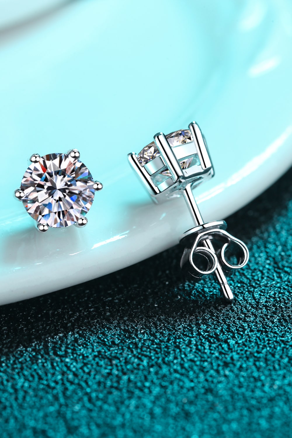 Endless Cheer Moissanite Stud Earrings - Charming Charlie