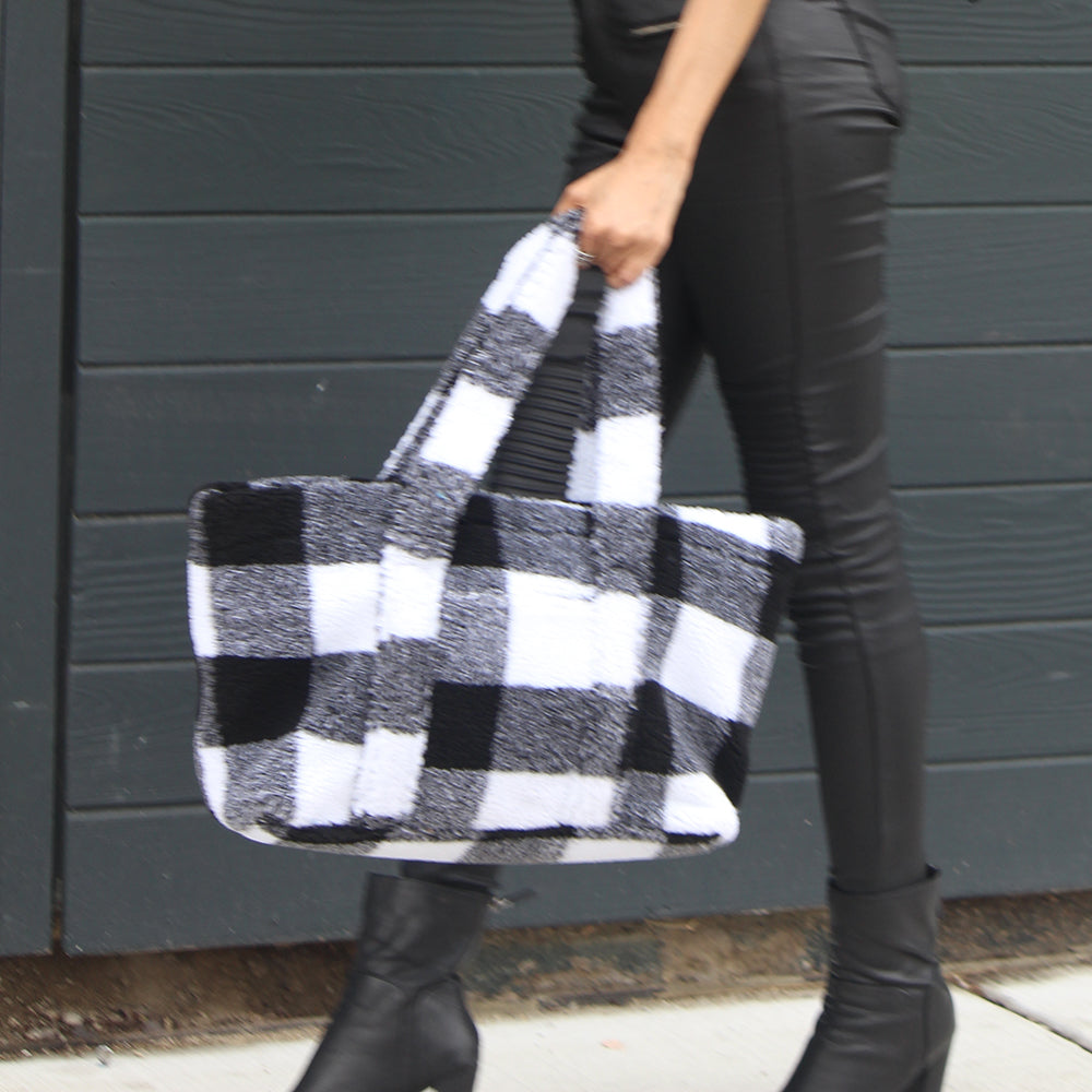 Aurora Tote - Charming Charlie