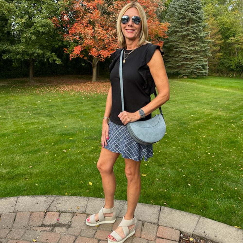 NEW! Gianna Crossbody - Charming Charlie