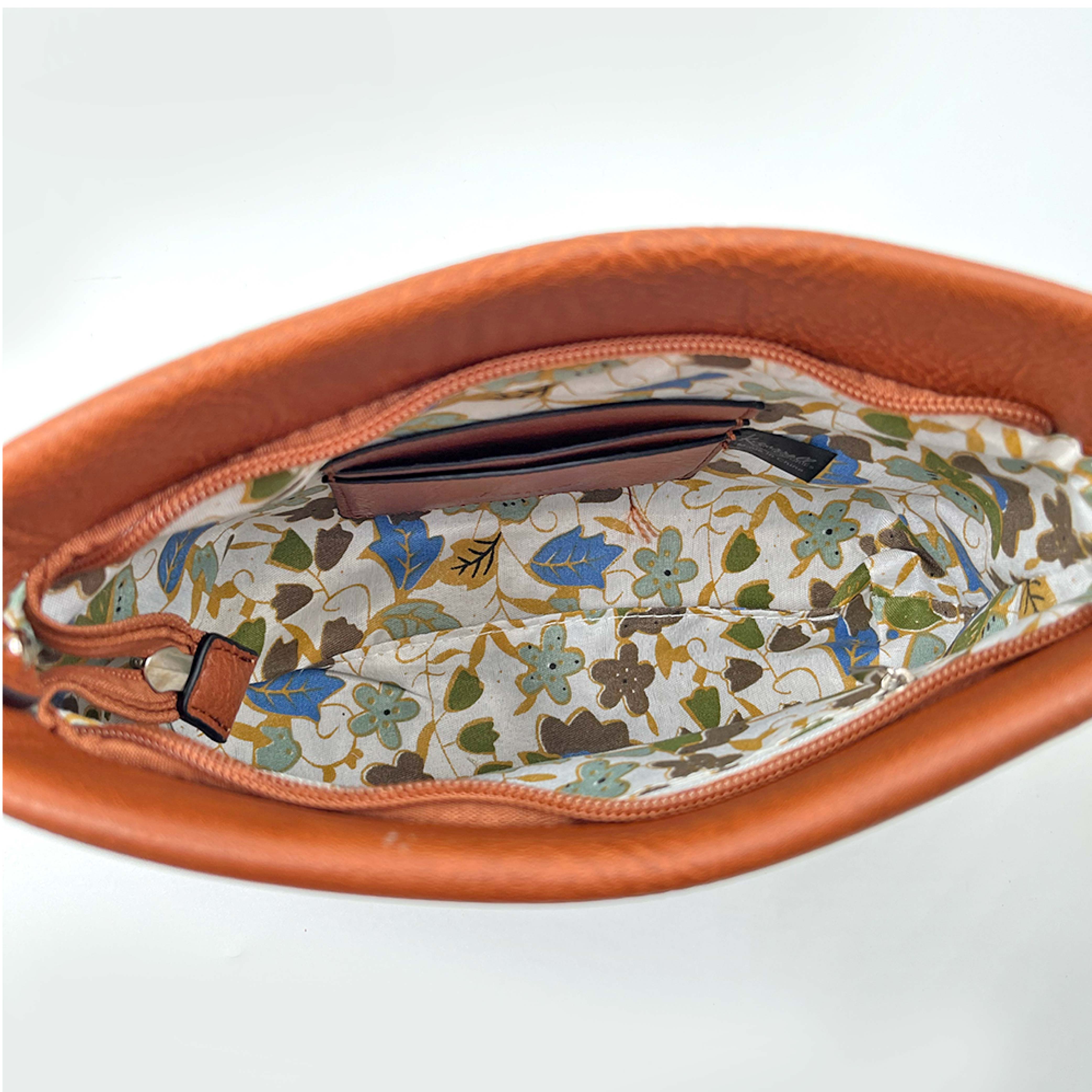 Rachel Crossbody - Charming Charlie