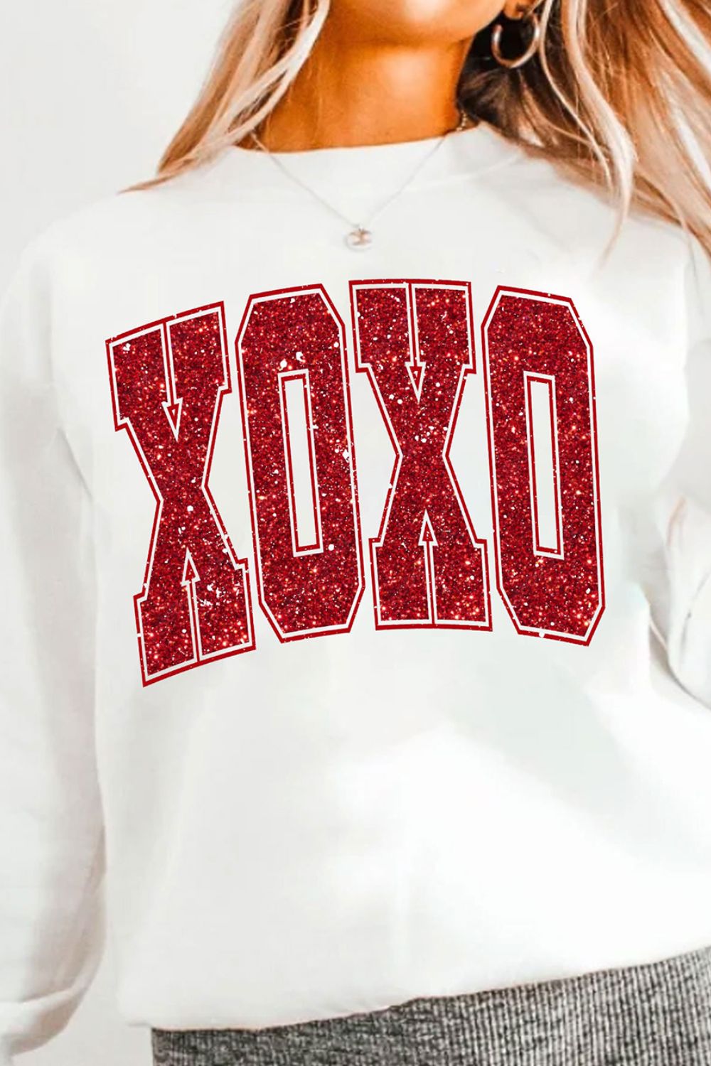Valentine’s Day XOXO Glitter Round Neck Sweatshirt - Charming Charlie