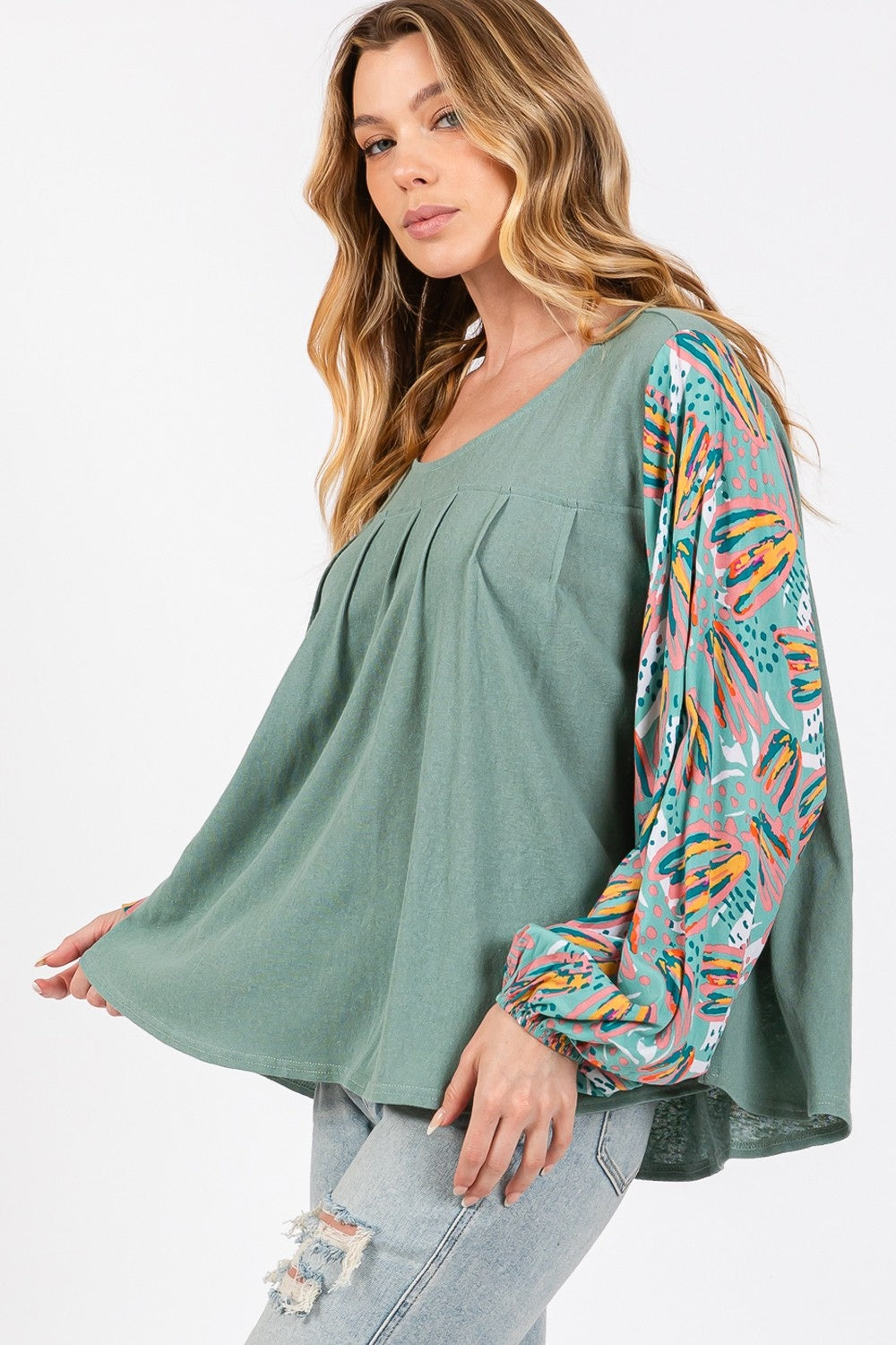 SAGE + FIG Ruched Round Neck Printed Bubble Sleeve Top - Charming Charlie