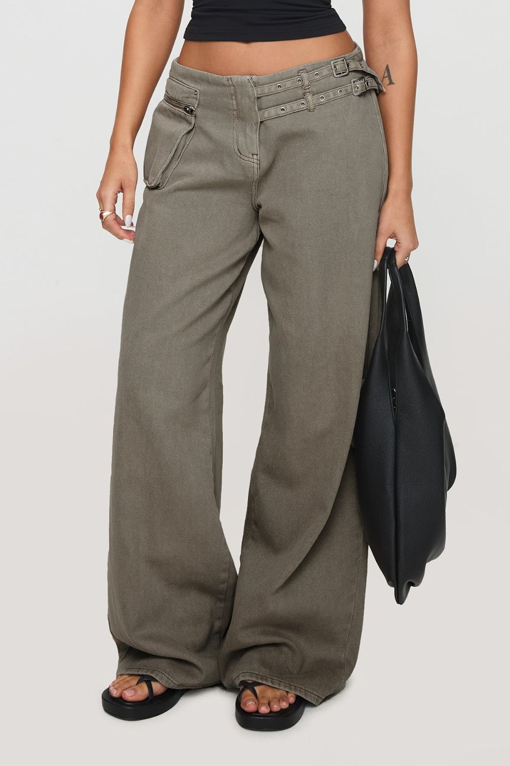 Wide Leg Jeans with Pockets - Charming Charlie