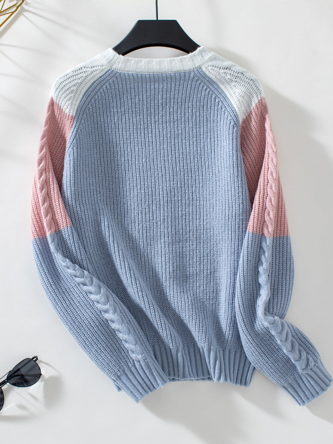 Color Block Round Neck Long Sleeve Sweater - Charming Charlie