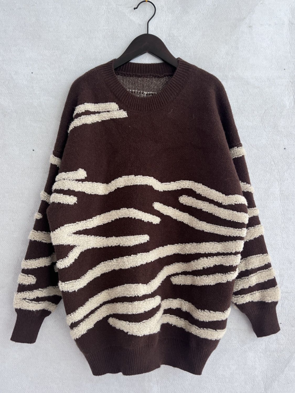 Contrast Round Neck Long Sleeve Sweater - Charming Charlie