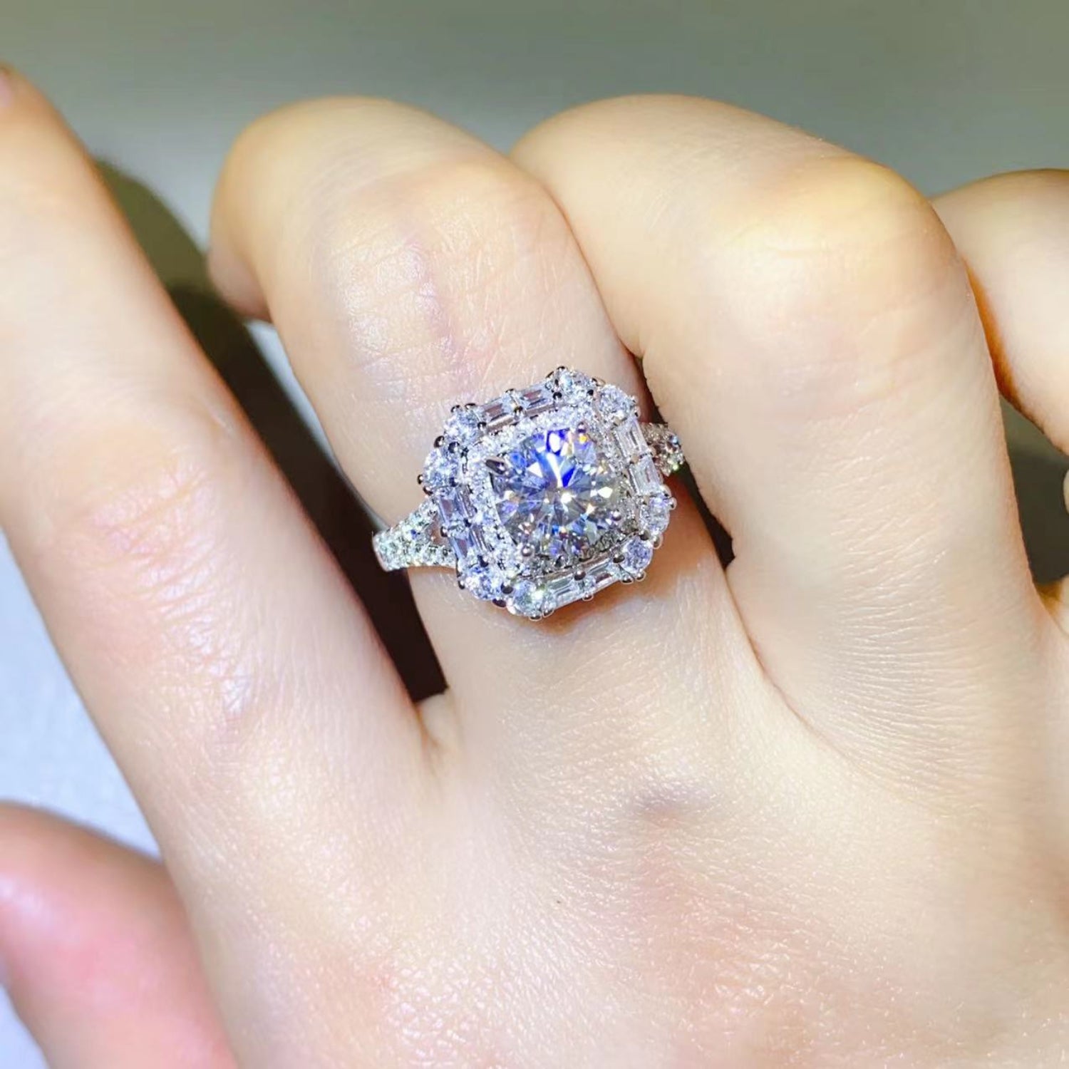 1 Carat Moissanite 925 Sterling Silver Ring - Charming Charlie