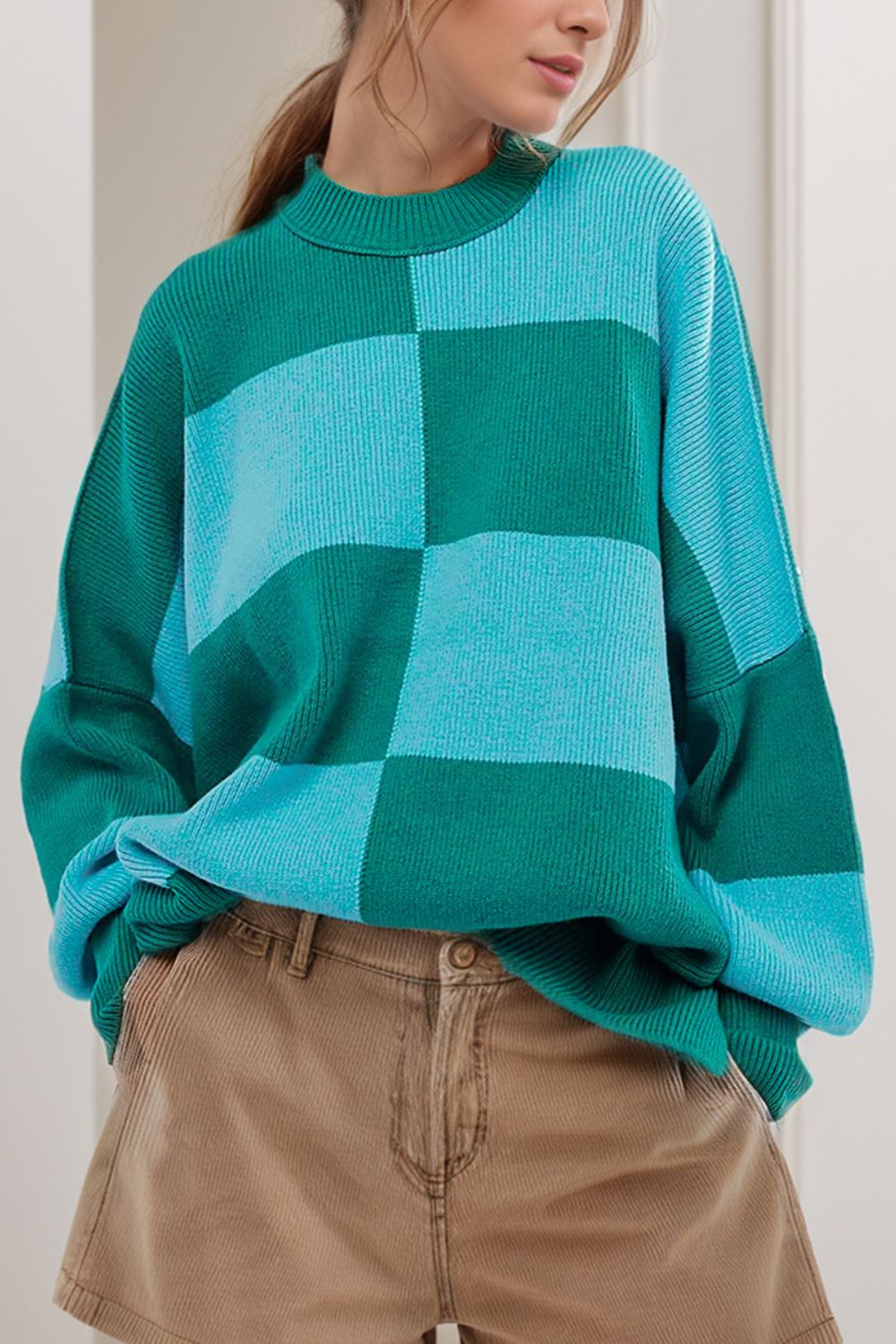 Color Block Round Neck Long Sleeve Sweater - Charming Charlie